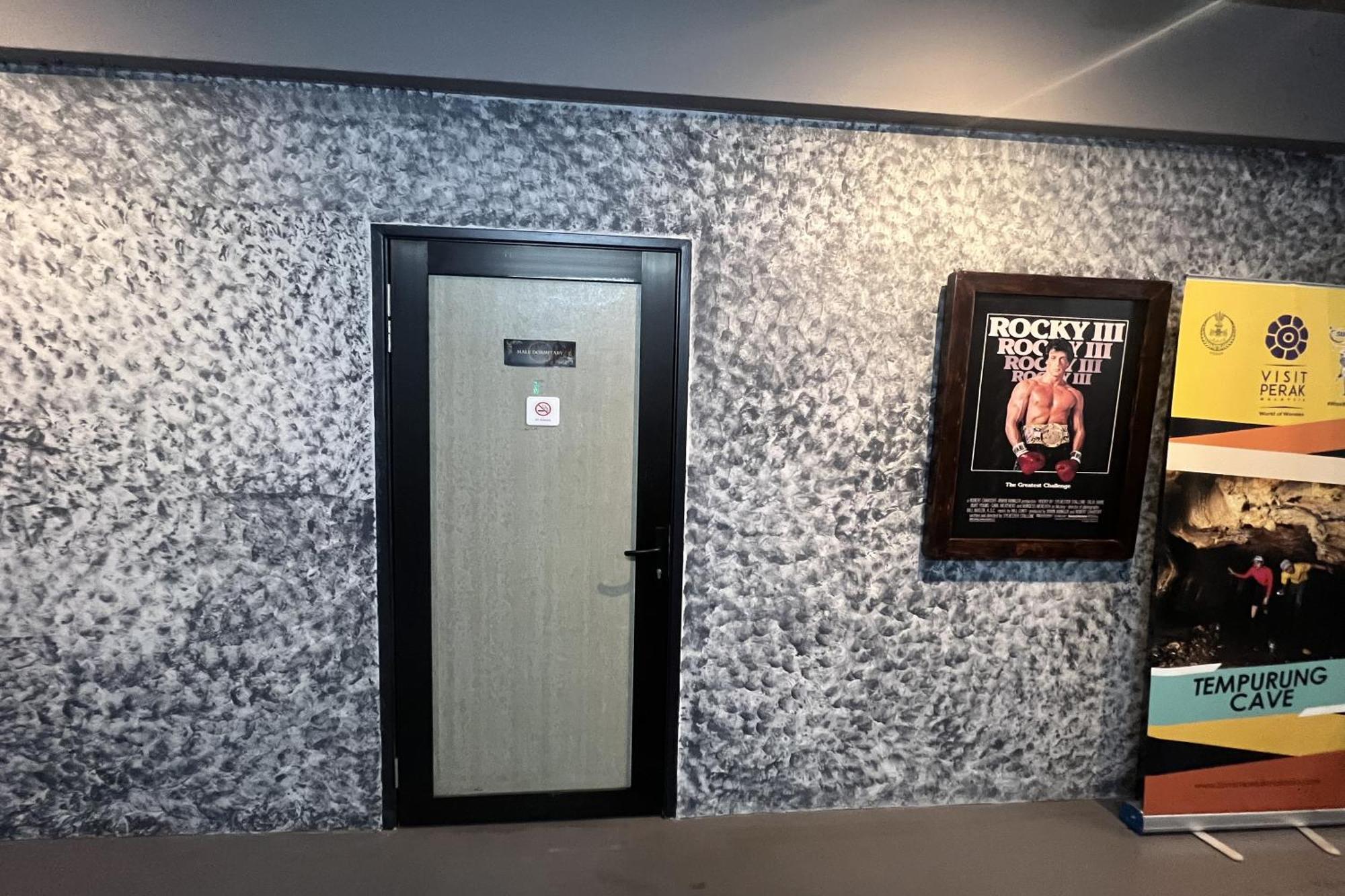 Makotel Hostel ايبوه المظهر الخارجي الصورة