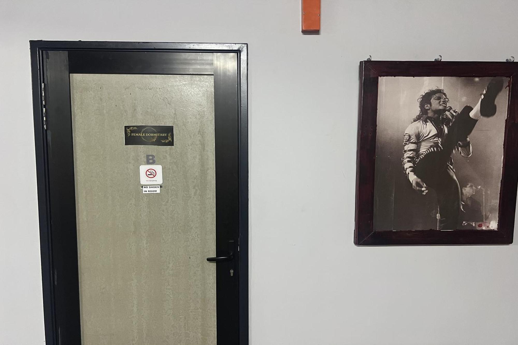 Makotel Hostel ايبوه المظهر الخارجي الصورة