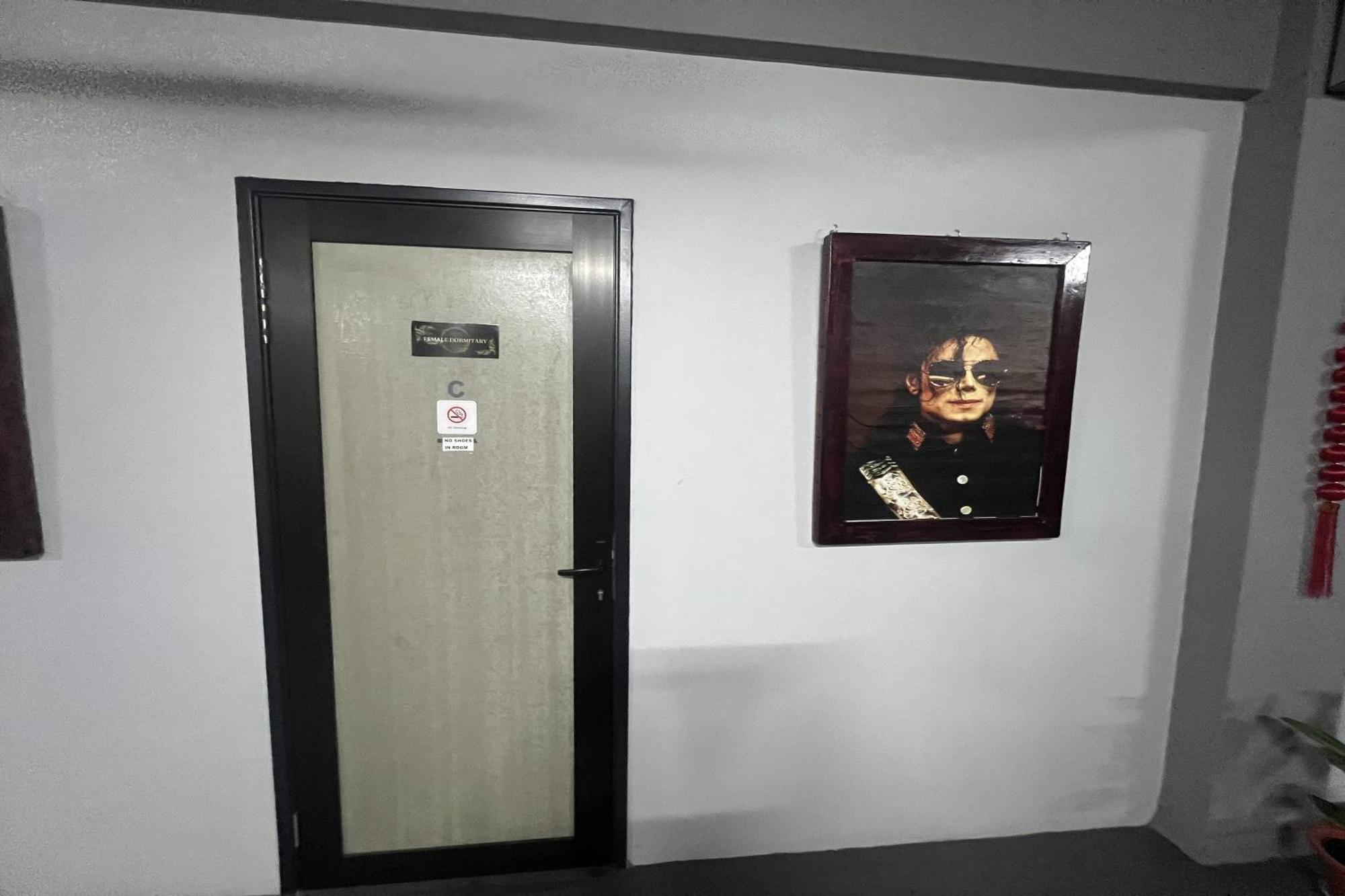 Makotel Hostel ايبوه المظهر الخارجي الصورة